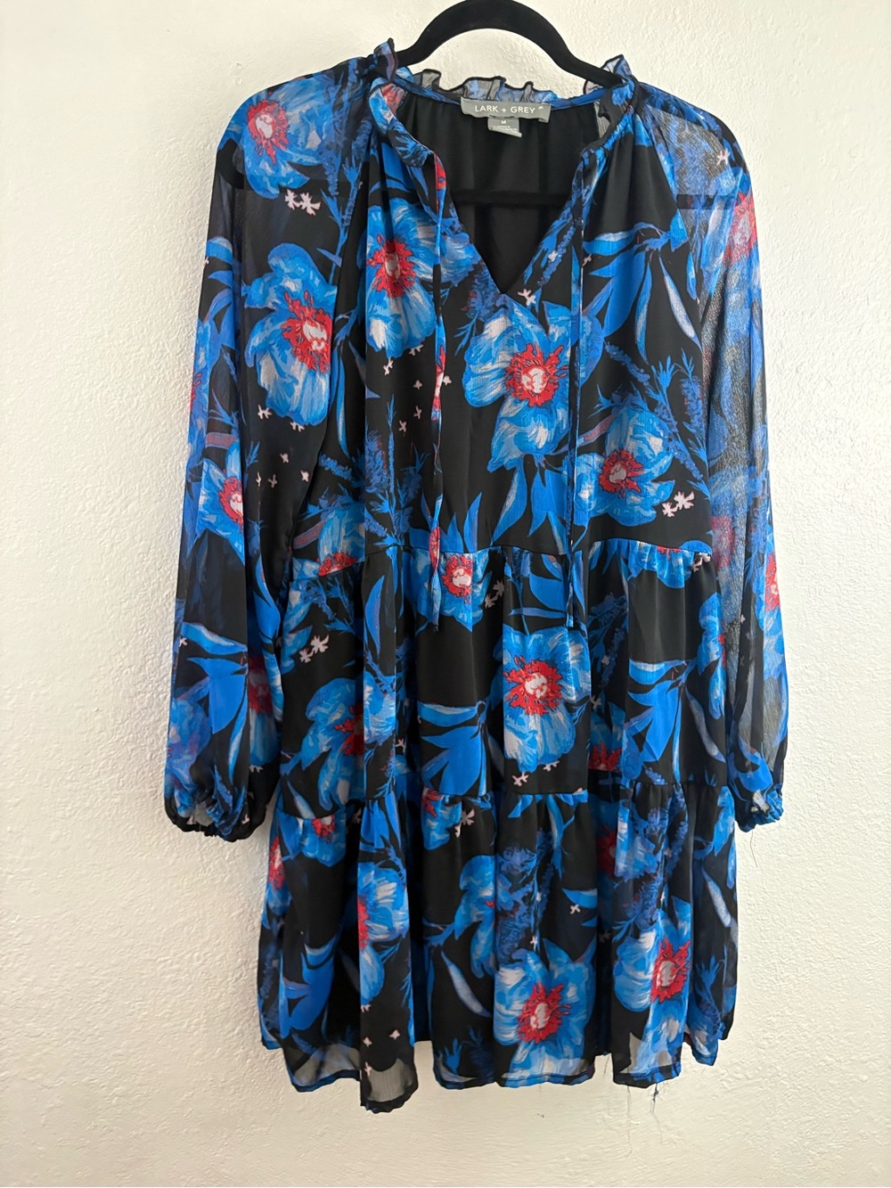 Lark + Grey floral print long sleeve blue and black mini dress size M